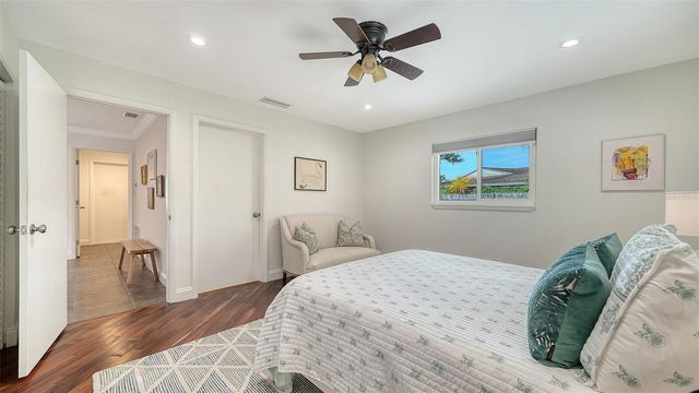 3037 LOCKWOOD TERRACE, Sarasota, FL 34231