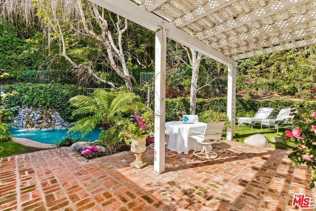 1619 Marmont Avenue, Los Angeles, CA 90069