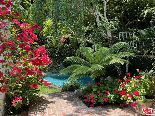 1619 Marmont Avenue, Los Angeles, CA 90069