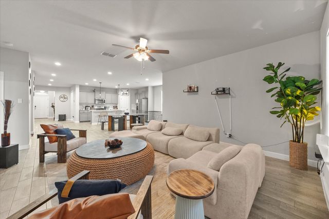 1009 Croxley Way, Fort Worth, TX 76247