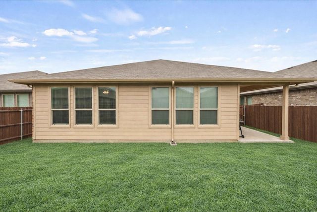 1009 Croxley Way, Fort Worth, TX 76247
