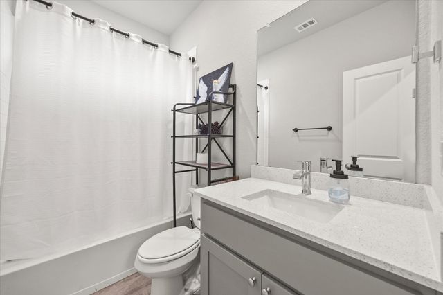 1009 Croxley Way, Fort Worth, TX 76247