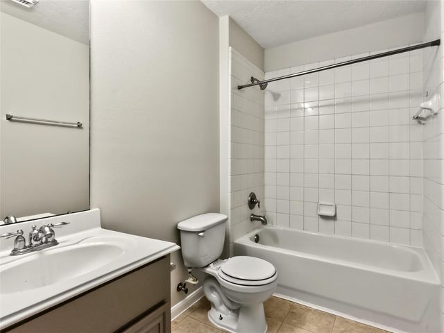 4914 Jasmine Meadows Lane, Humble, TX 77346