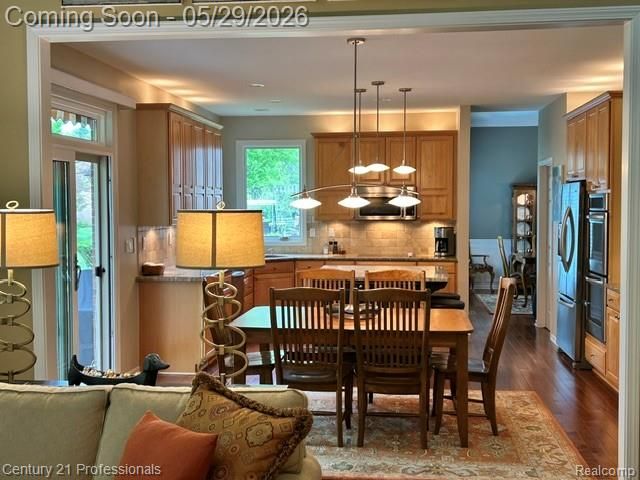22177 Hazelton Court, Novi, MI 48374