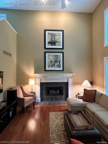 22177 Hazelton Court, Novi, MI 48374