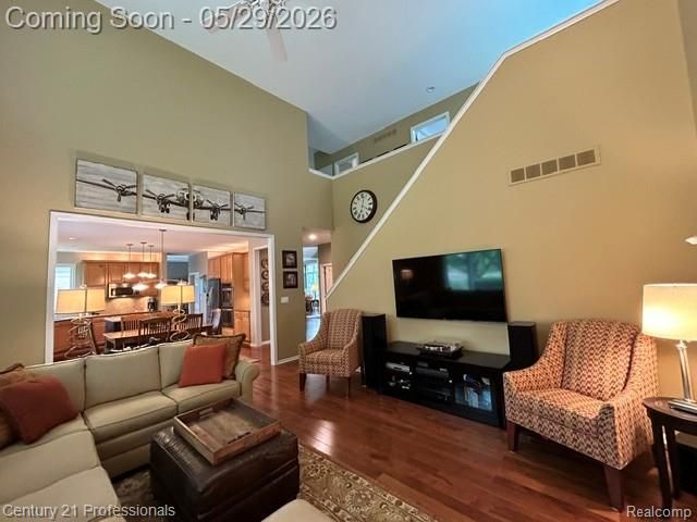 22177 Hazelton Court, Novi, MI 48374