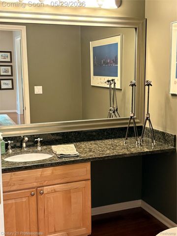 22177 Hazelton Court, Novi, MI 48374