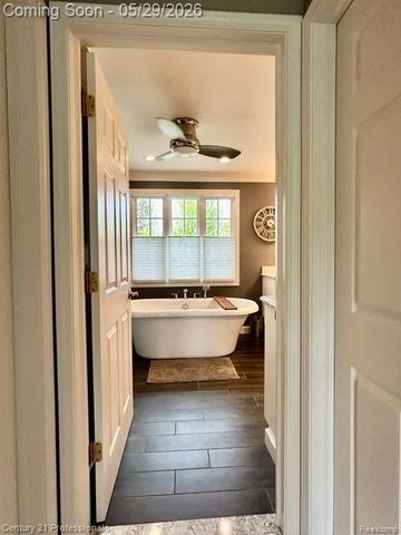 22177 Hazelton Court, Novi, MI 48374
