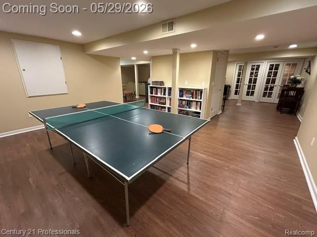 22177 Hazelton Court, Novi, MI 48374