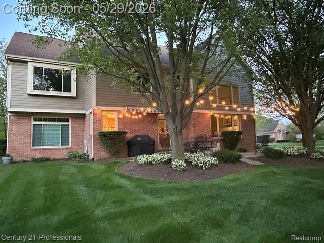 22177 Hazelton Court, Novi, MI 48374