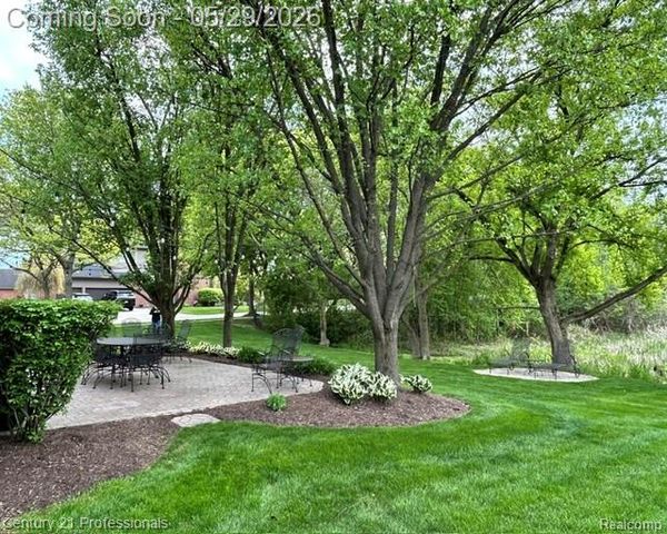 22177 Hazelton Court, Novi, MI 48374