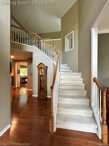 22177 Hazelton Court, Novi, MI 48374