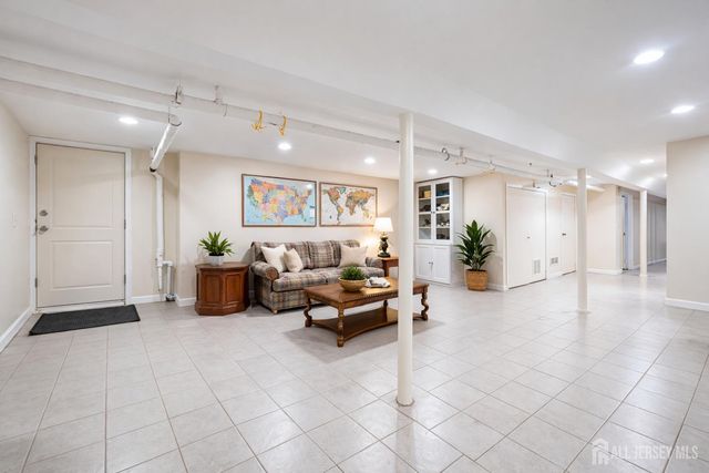 20 CONCORD Street, Jersey City, NJ 07306