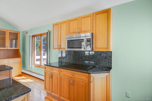 158 Saint Nicholas Avenue, Smithtown, NY 11787