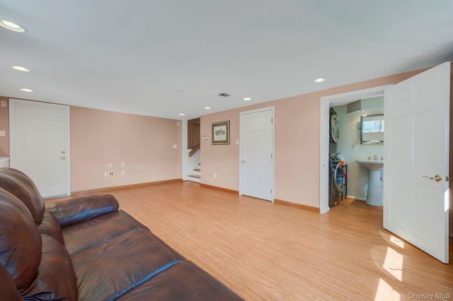 158 Saint Nicholas Avenue, Smithtown, NY 11787