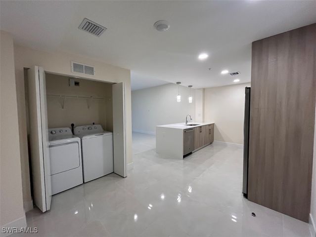 26600 Rosewood Point DR 102, Bonita Springs, FL 33145