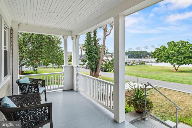 208 EDGEWATER DR, Edgewater, MD 21037