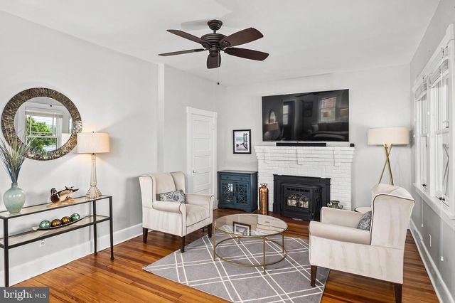 208 EDGEWATER DR, Edgewater, MD 21037