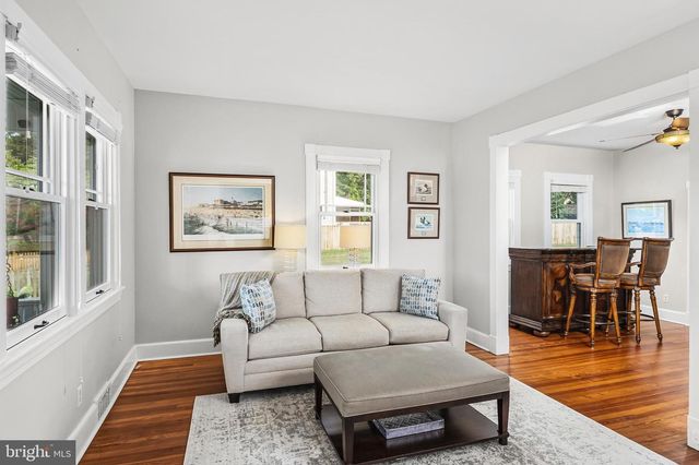 208 EDGEWATER DR, Edgewater, MD 21037