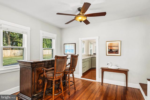 208 EDGEWATER DR, Edgewater, MD 21037