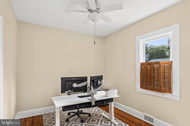 208 EDGEWATER DR, Edgewater, MD 21037