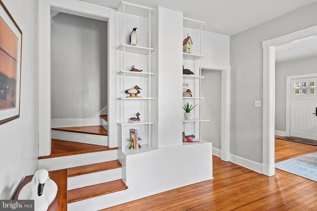 208 EDGEWATER DR, Edgewater, MD 21037