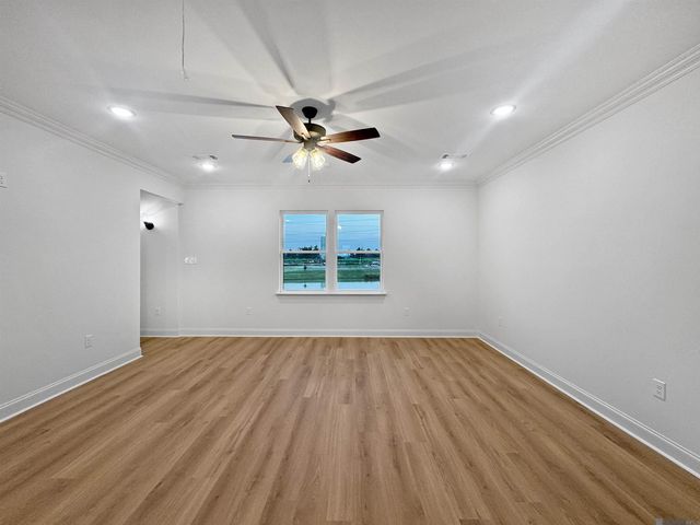 39551 Hernando De Soto Dr, Darrow, LA 70725