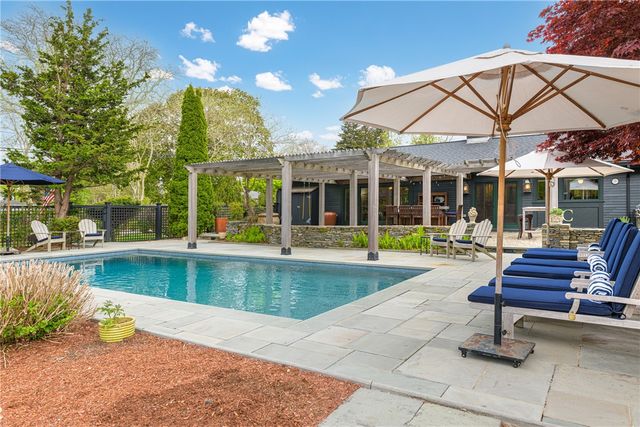77 Janice Road, Warwick, RI 02886
