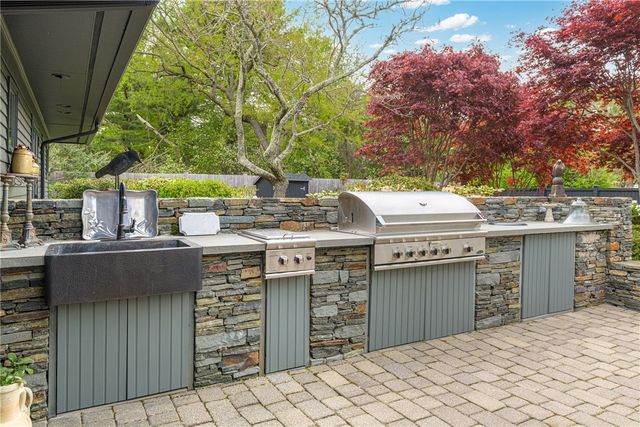 77 Janice Road, Warwick, RI 02886
