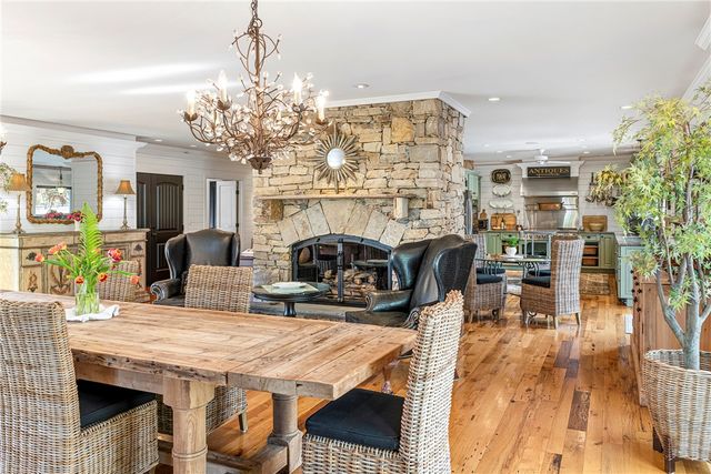 77 Janice Road, Warwick, RI 02886