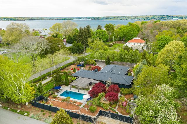 77 Janice Road, Warwick, RI 02886