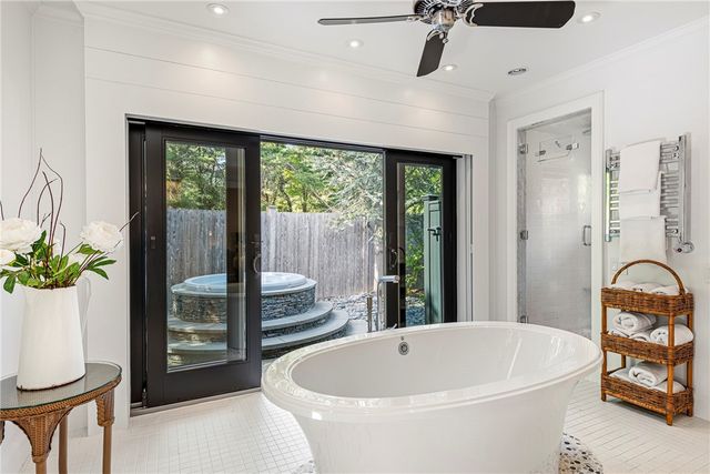 77 Janice Road, Warwick, RI 02886
