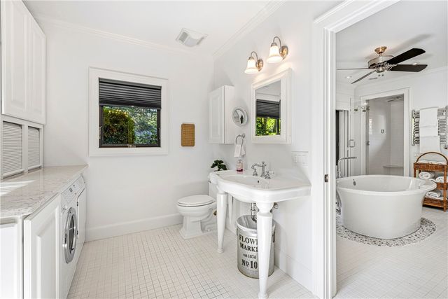 77 Janice Road, Warwick, RI 02886