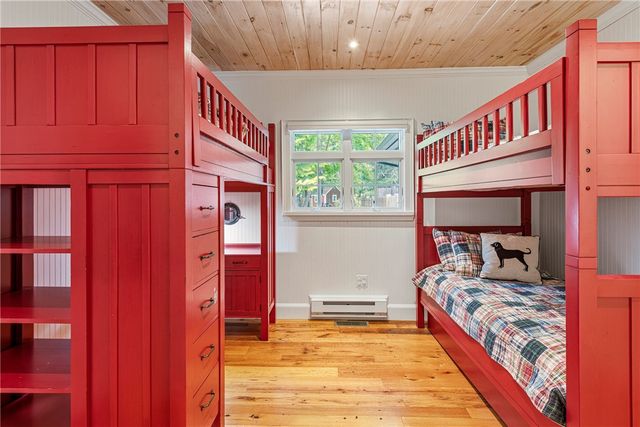 77 Janice Road, Warwick, RI 02886