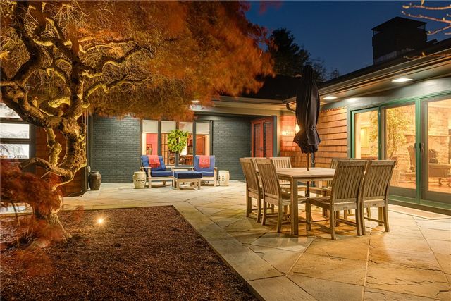 77 Janice Road, Warwick, RI 02886