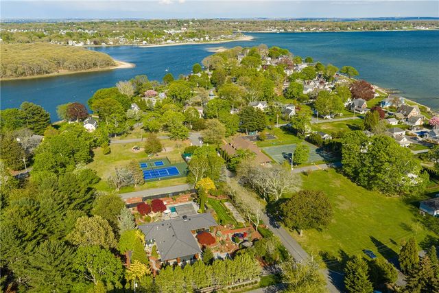 77 Janice Road, Warwick, RI 02886