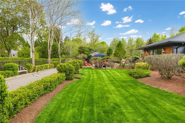 77 Janice Road, Warwick, RI 02886