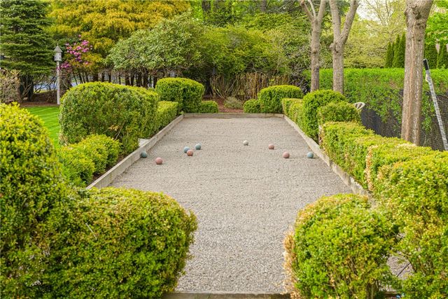 77 Janice Road, Warwick, RI 02886