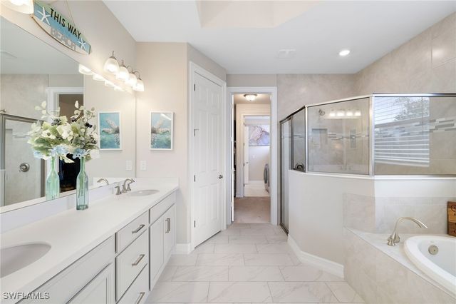 16530 Seagate PL, Bonita Springs, FL 34135