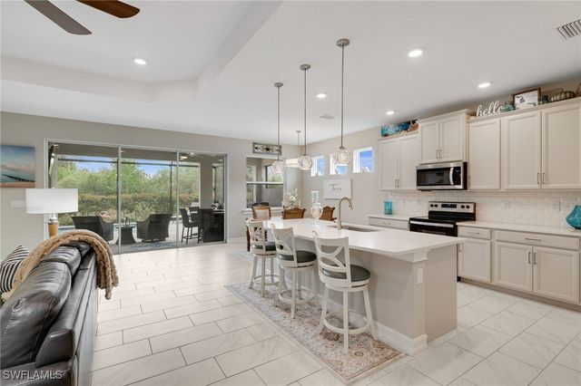 16530 Seagate PL, Bonita Springs, FL 34135