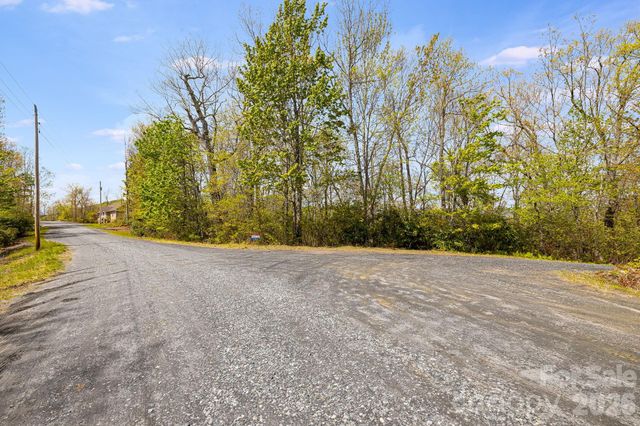 Lot 27 Trails End Road 27, Spruce Pine, NC 28714