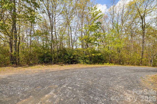 Lot 27 Trails End Road 27, Spruce Pine, NC 28714