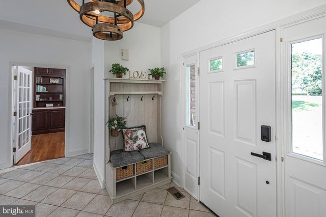 68 FIELDSTONE RD, Skillman, NJ 08558