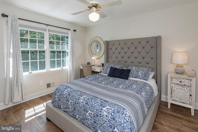 68 FIELDSTONE RD, Skillman, NJ 08558