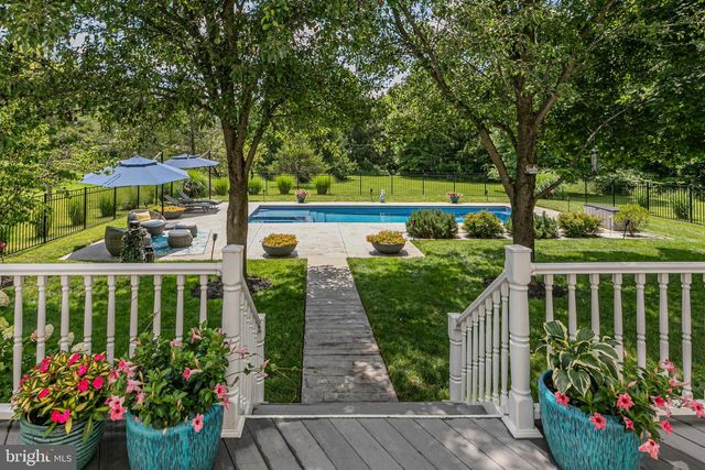 68 FIELDSTONE RD, Skillman, NJ 08558