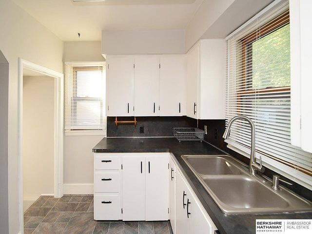 628 N 47 Street, Omaha, NE 68132