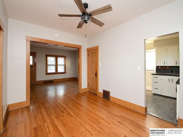 628 N 47 Street, Omaha, NE 68132