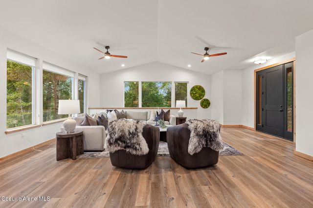 672 Hopkins RD, Sandpoint, ID 83864