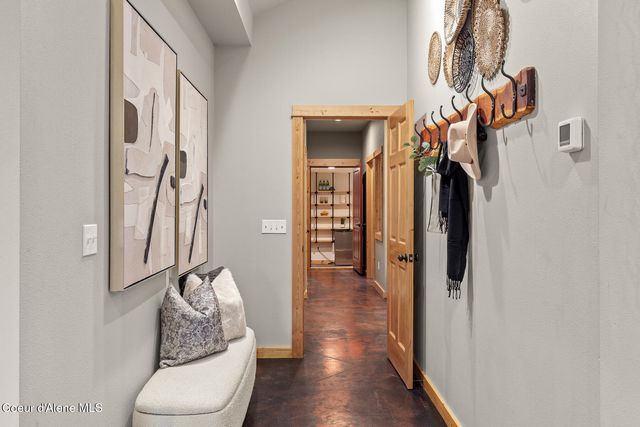 672 Hopkins RD, Sandpoint, ID 83864