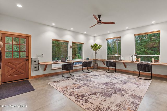 672 Hopkins RD, Sandpoint, ID 83864